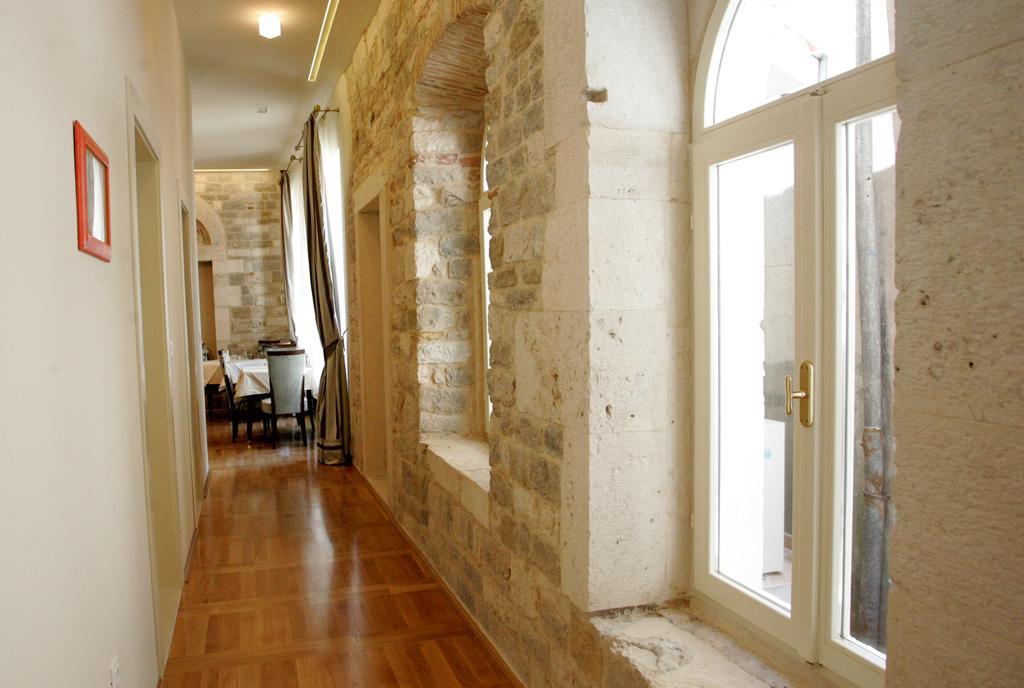 Palace Augubio Split Exterior photo